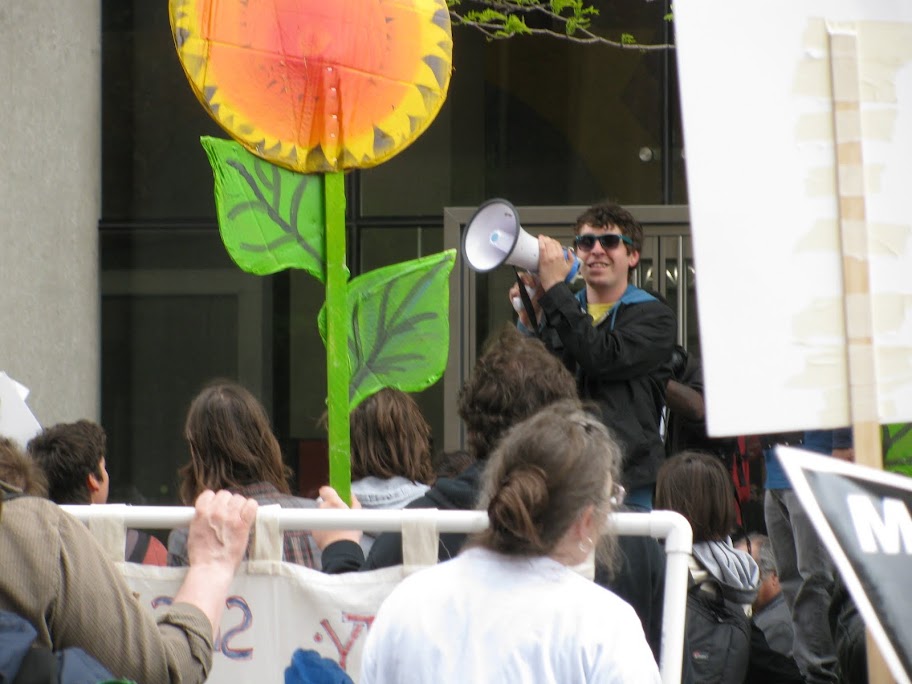 photographs of rally and general assembly at Grand Circusl Park 03