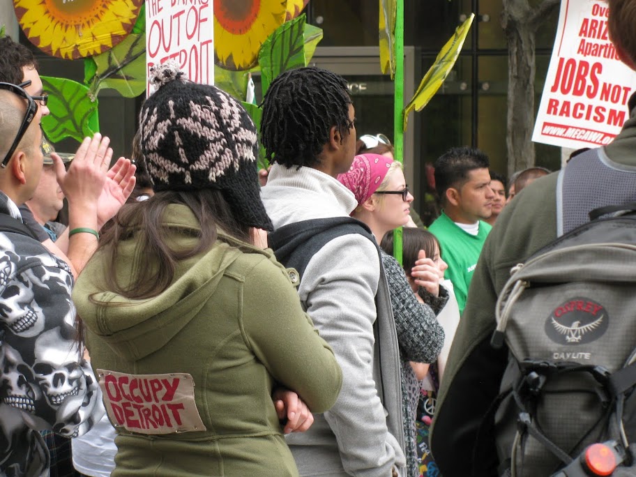 photographs of rally and general assembly at Grand Circusl Park 08